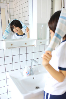 人人妻人人狠人人爽天天综合网